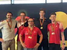 De 5 LAQUA zwemmers op het BK Masters